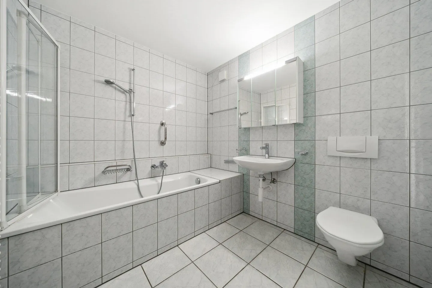 Offerta Speciale - Bellissimo Appartamento di 4.5 Stanze Vicino alla Stazione - Foto 7 di 13