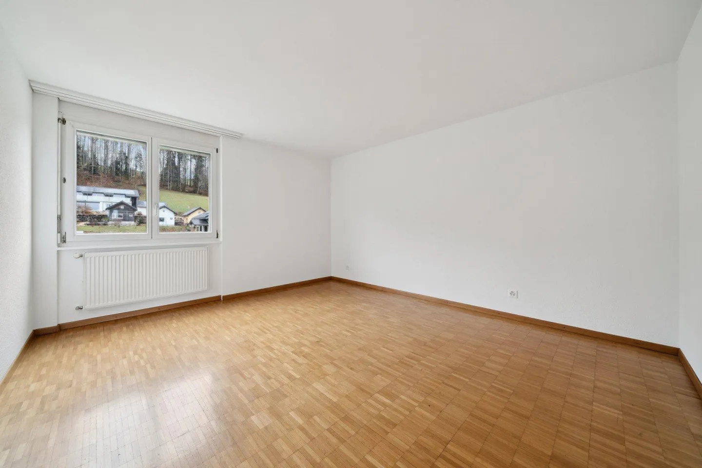 Offerta Speciale - Bellissimo Appartamento di 4.5 Stanze Vicino alla Stazione - Foto 9 di 13