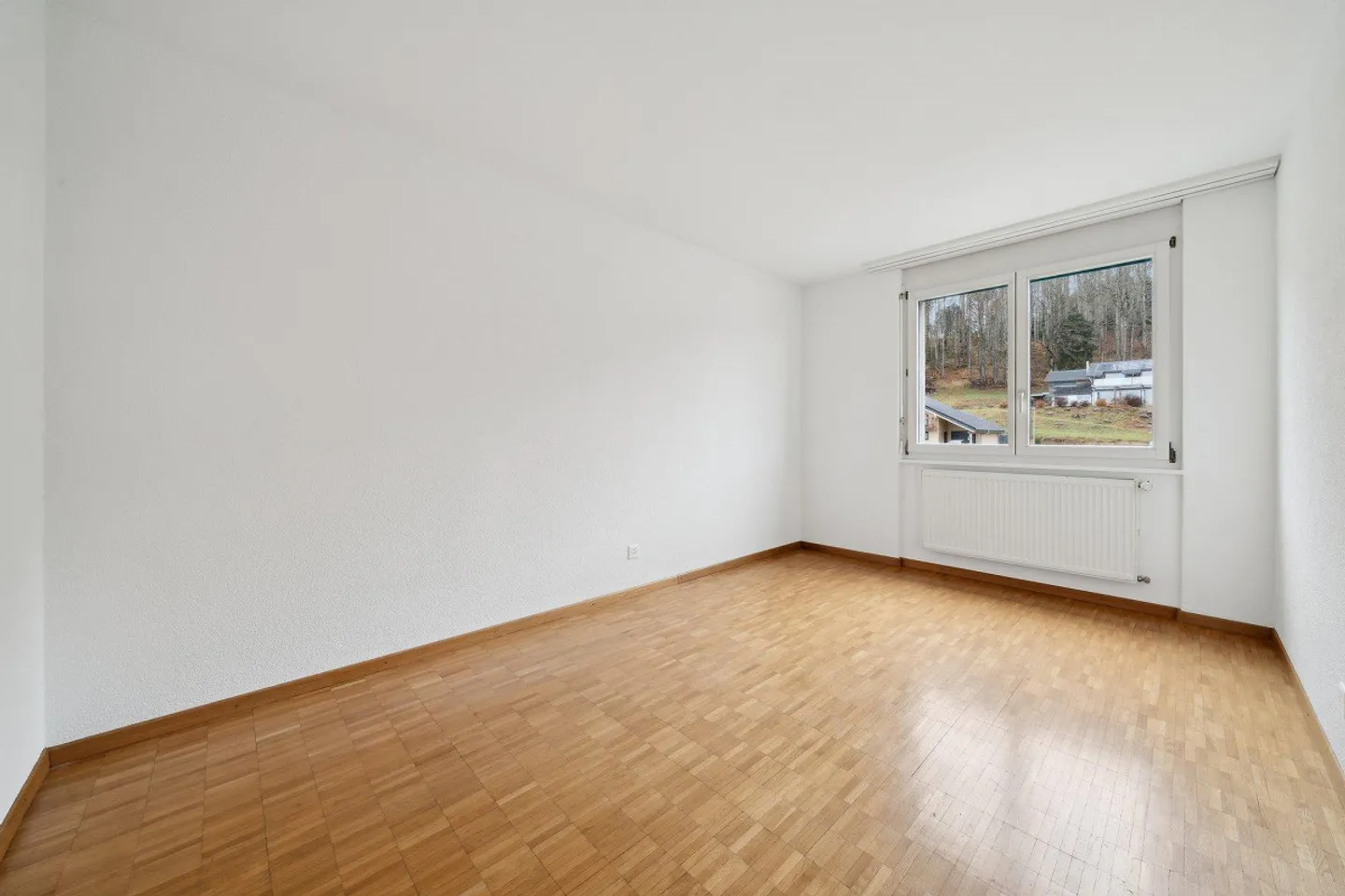 Offerta Speciale - Bellissimo Appartamento di 4.5 Stanze Vicino alla Stazione - Foto 11 di 13