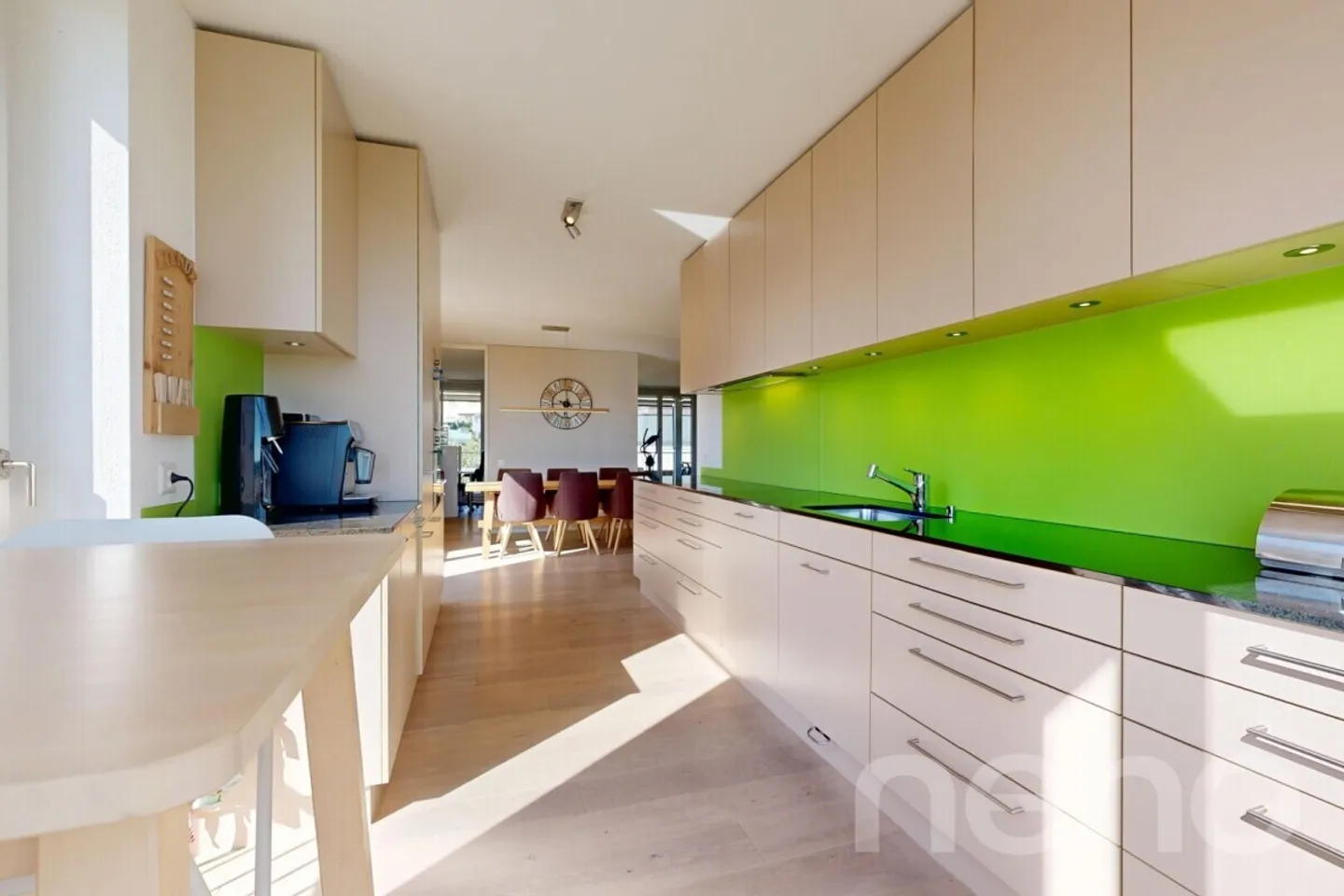 Geräumige Wohnung mit Balkon - Foto 5 von 12