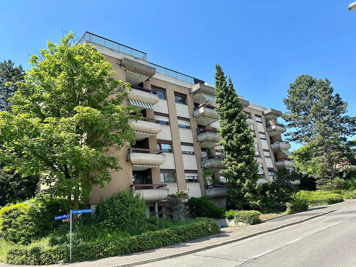 Attico 120m2 - Terrazza 295m2 - Maisonette - Lavatrice - Foto 1 di 11