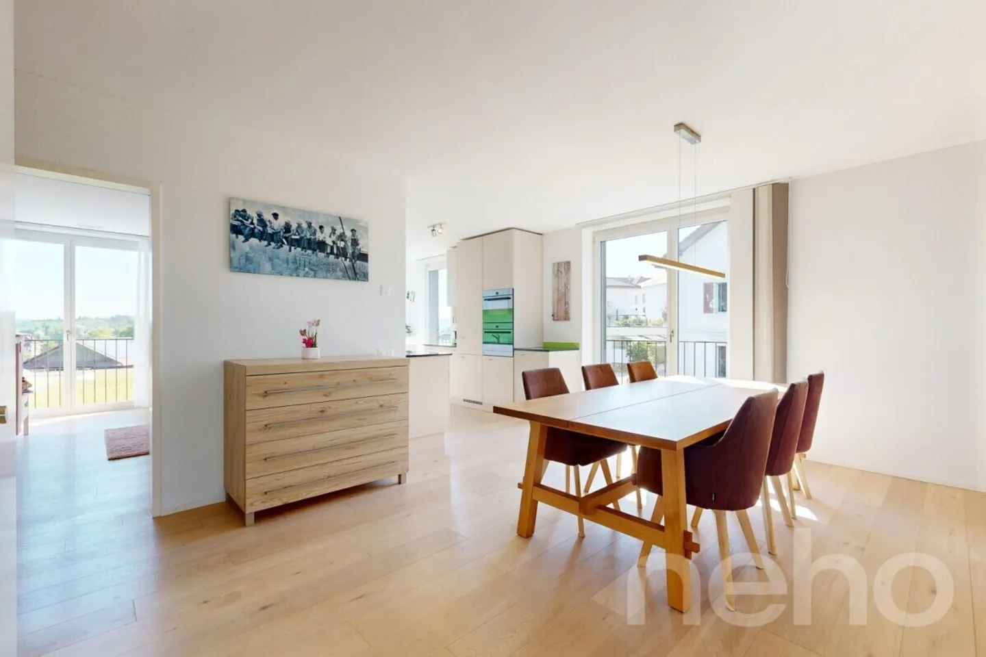 Geräumige Wohnung mit Balkon - Foto 3 von 12