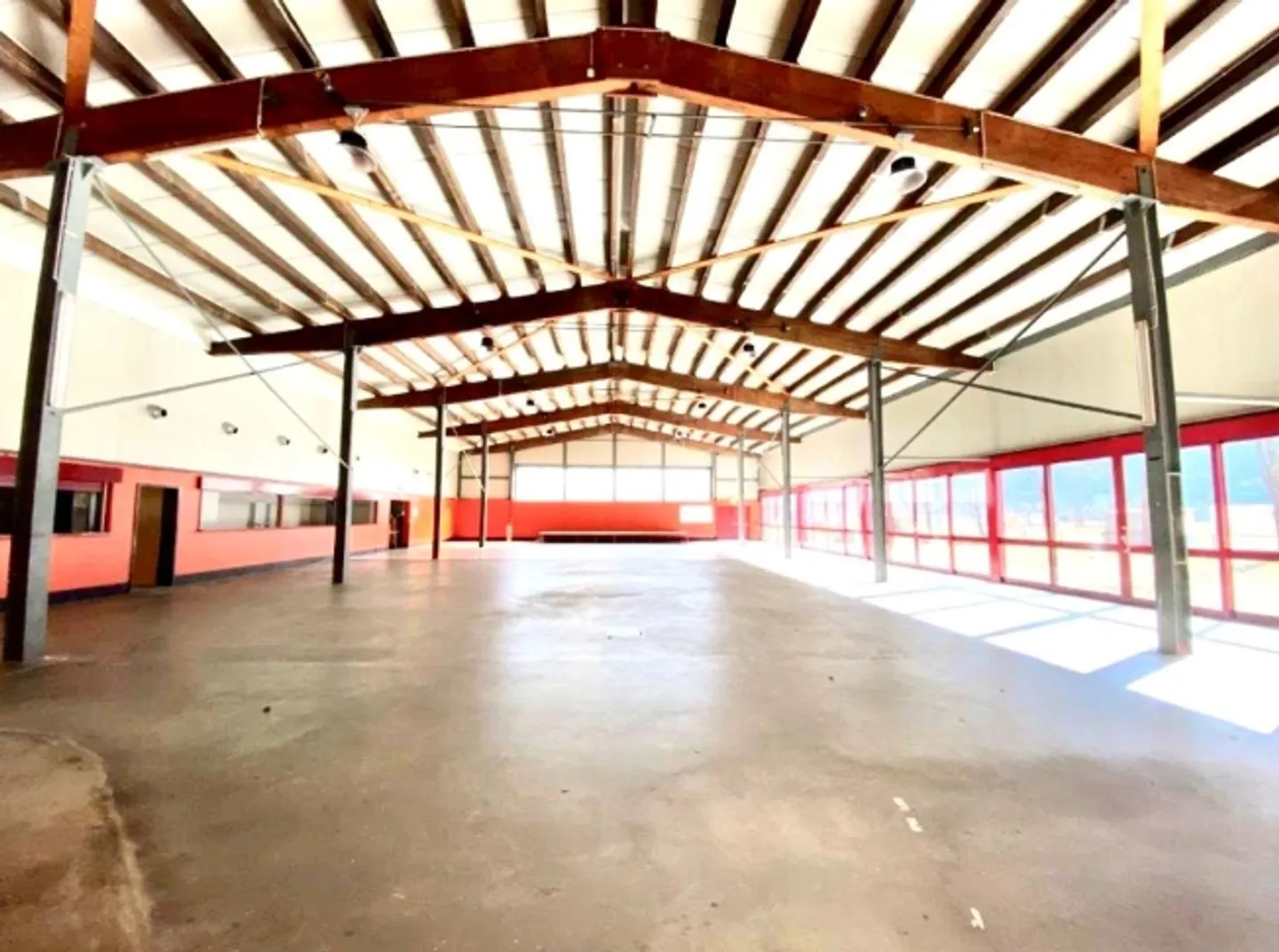 Multifunctional Space for Event Center - Photo 2 of 8