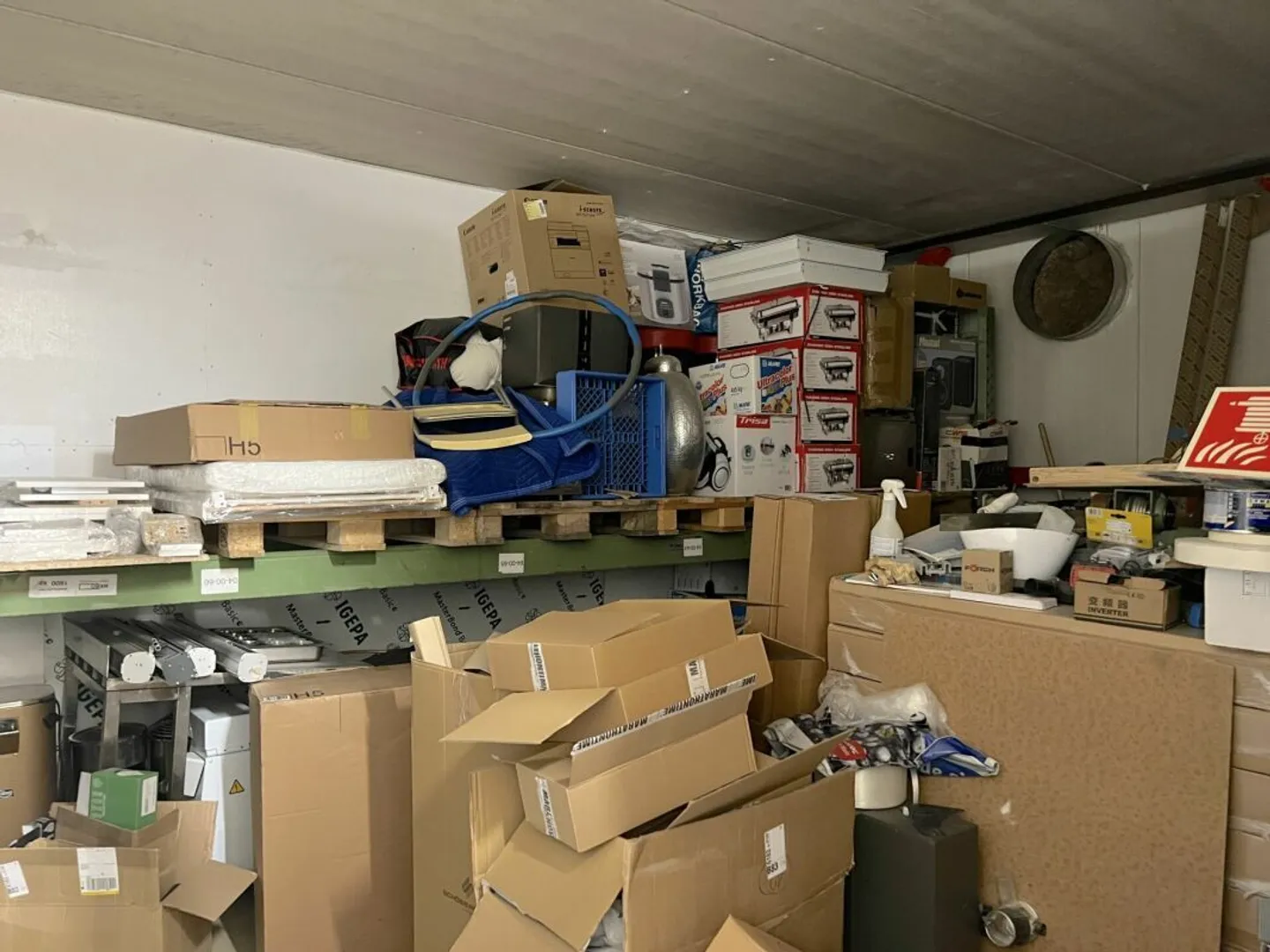 Storage Areas of Various Sizes - Photo 3 of 5