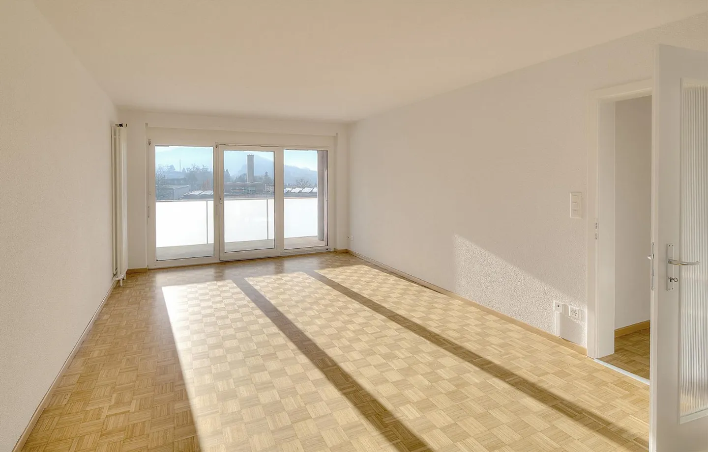 Charmante Wohnung mit Balkon - Foto 2 von 5