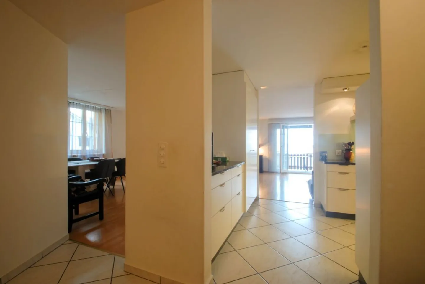 "Molto spazio abitativo sopra la linea di nebbia copia" - Foto 16 di 16