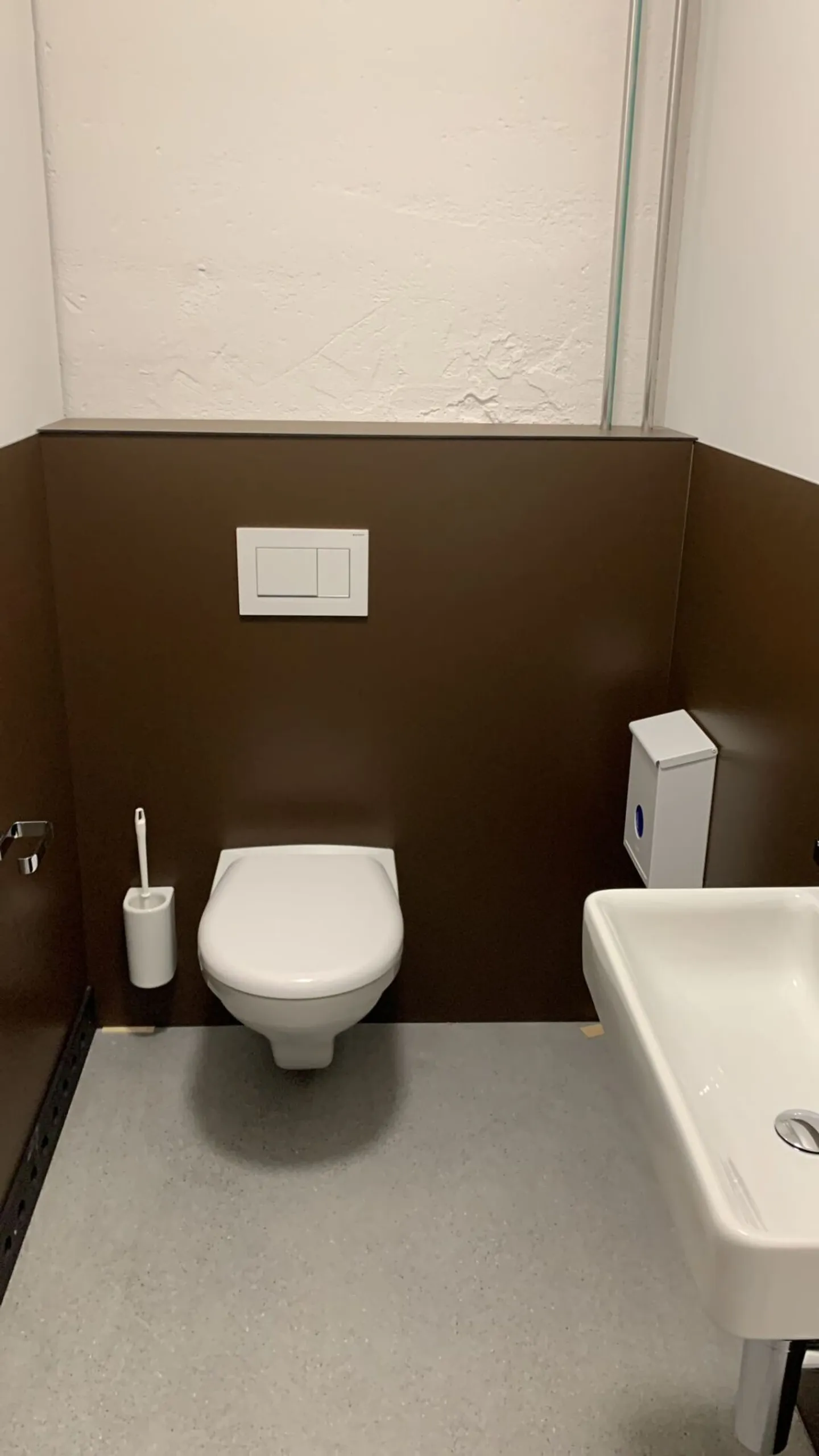 Camera condivisa arredata e spaziosa in casa per studenti 1° piano camera 6 - Foto 6 di 6