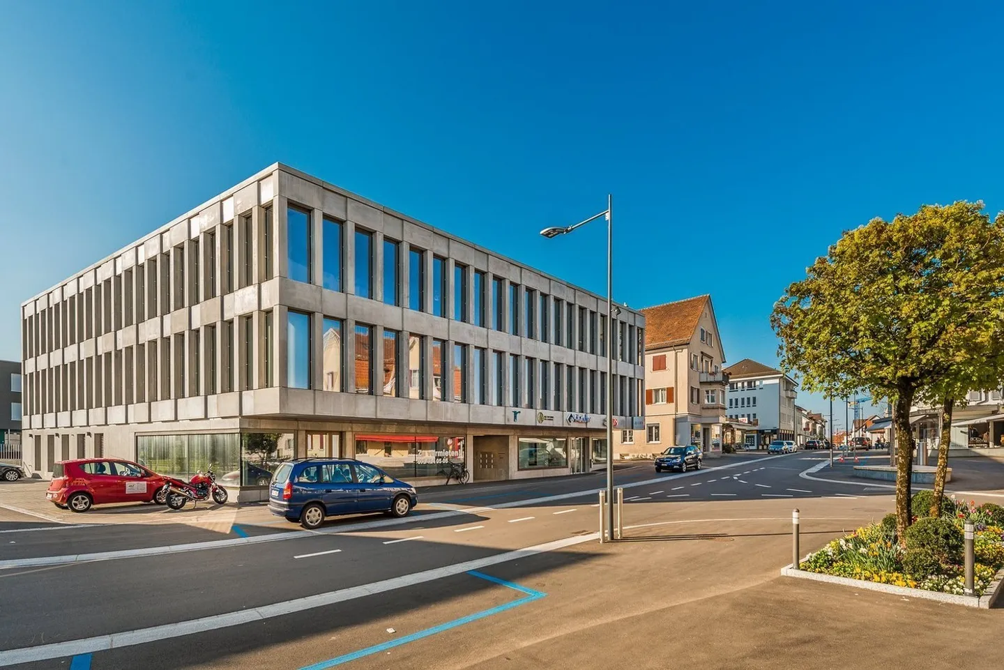 Einstellplatz zu vermieten! - Foto 2 von 2