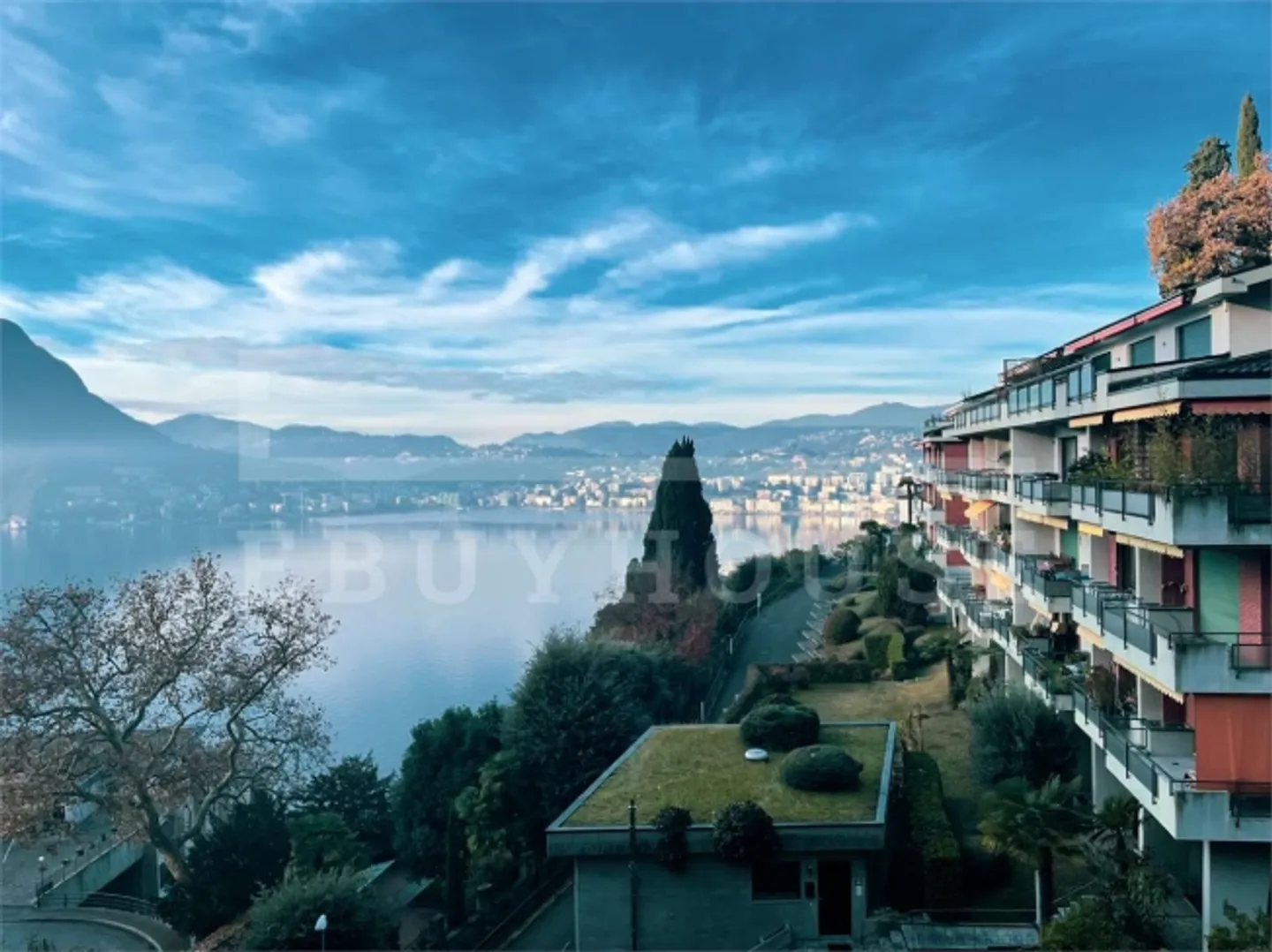 ESCLUSIVITÀ A LUGANO IL SOGNO AL LAGO - Foto 1 di 15