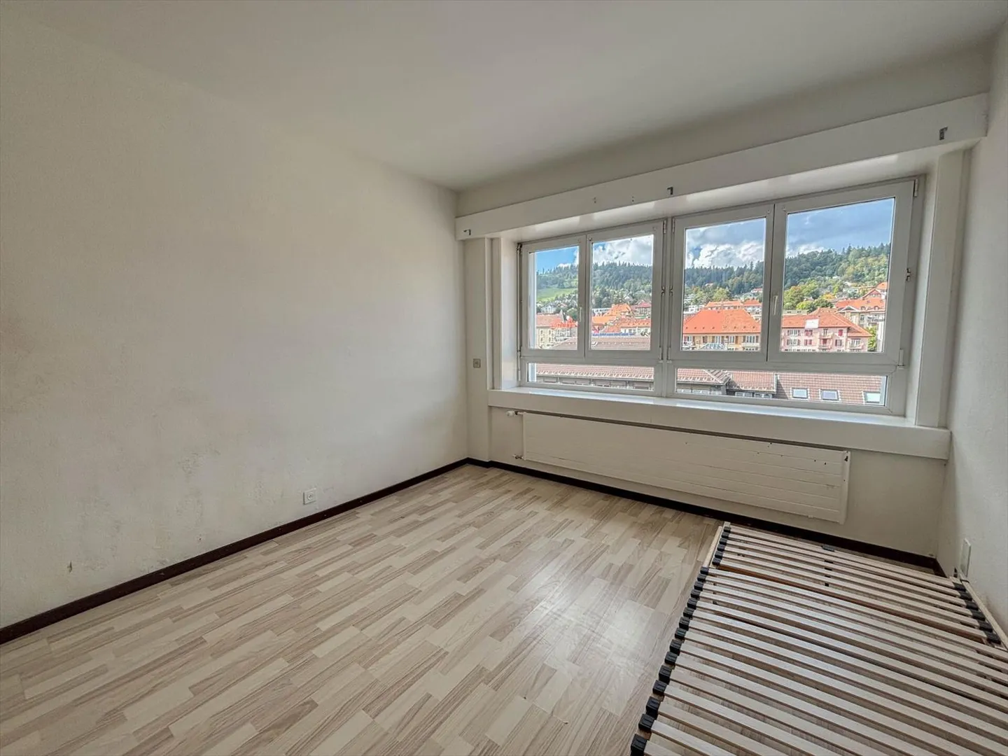 Lumineux et spacieux appartement de 5 pièces - Photo 8 sur 13