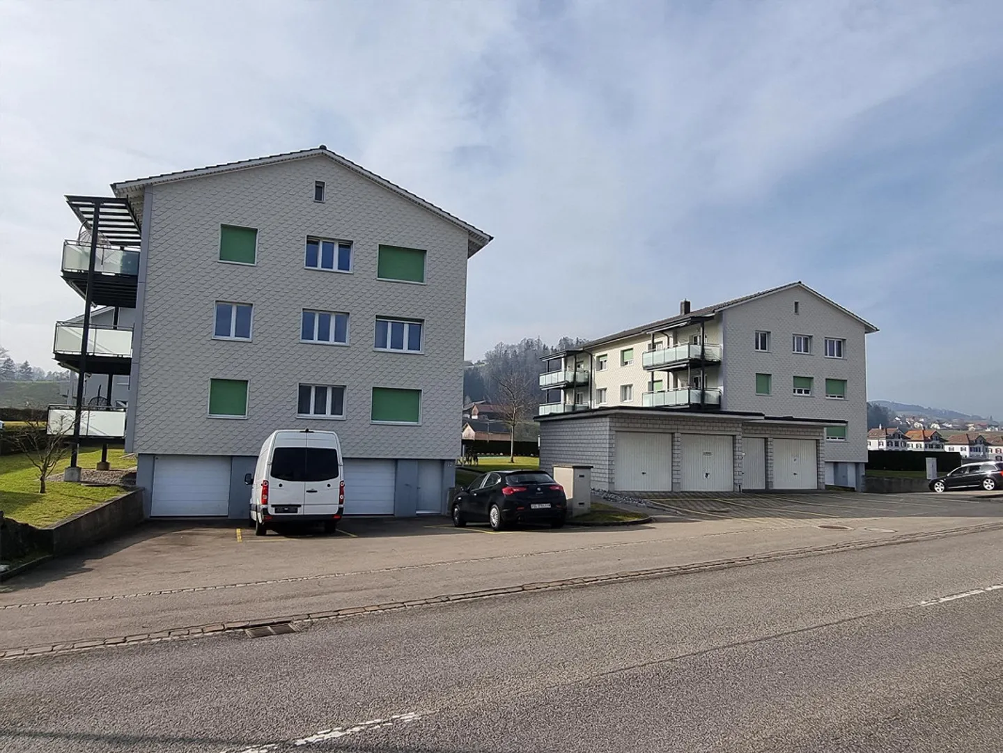 Parcheggio gratuito cerca auto! - Foto 2 di 2