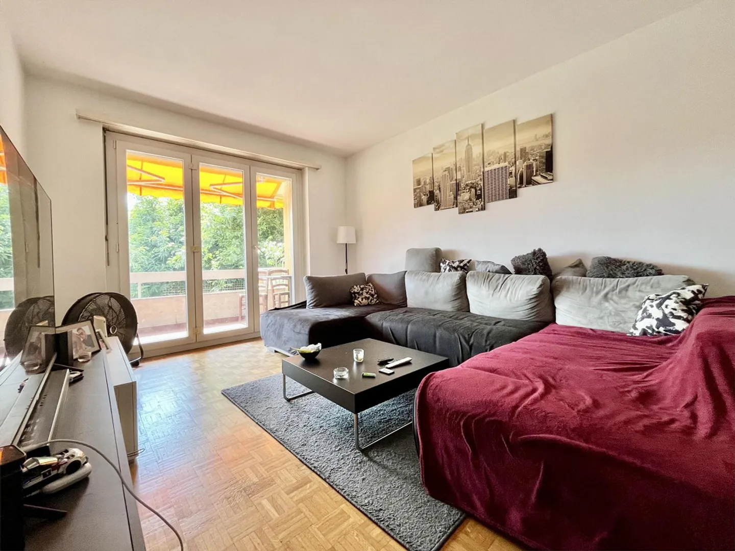 Appartamento 3.5 locali con vista panoramica a Savosa - Foto 2 di 10