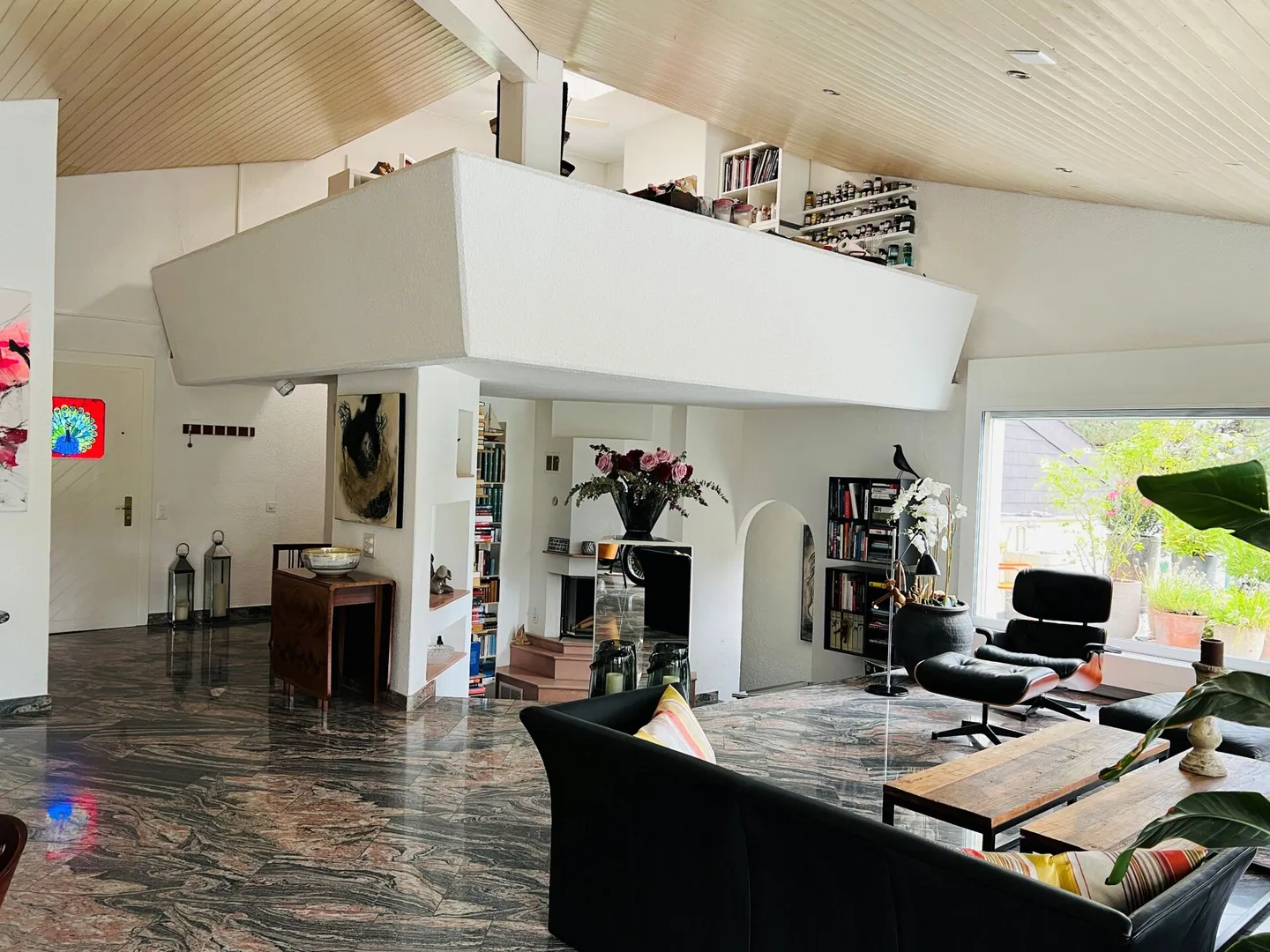 Una straordinaria casa unifamiliare con fascino mediterraneo e oasi piscina - Foto 4 di 29