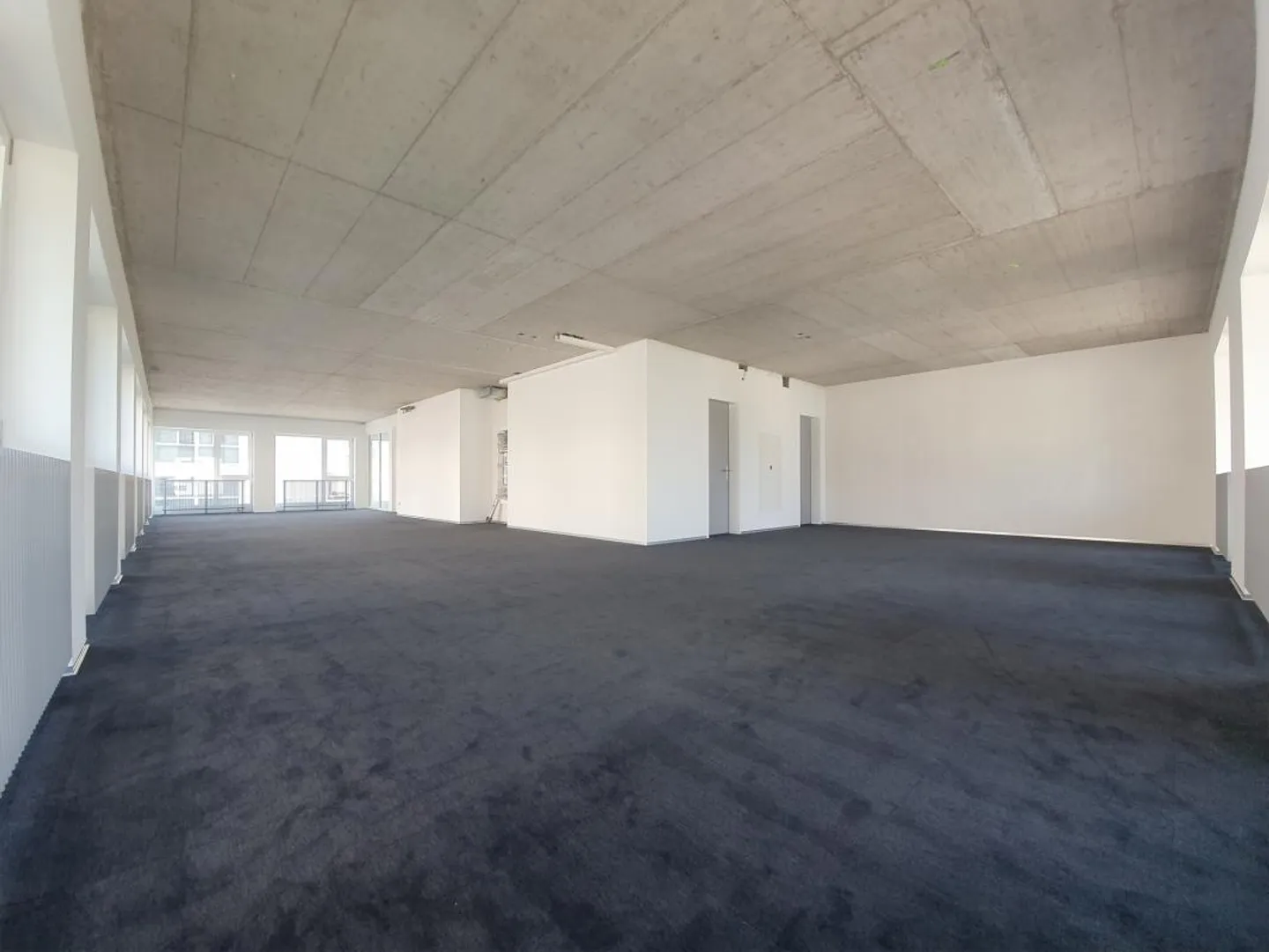 Spazio per uffici e servizi - Foto 3 di 11