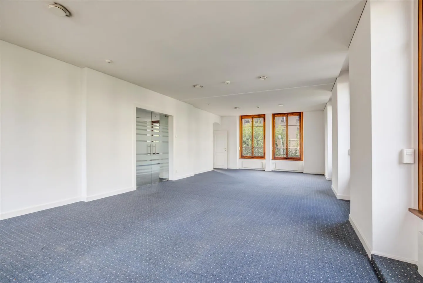 233 m2 - Hochwertige Flächen im Herzen des Bankenviertels - Foto 3 von 11