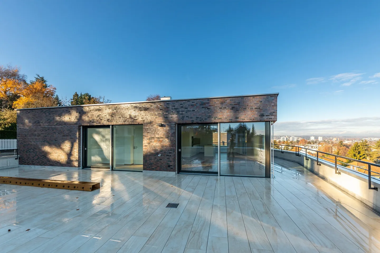 2.5-room penthouse apartment with large terrace and panoramic view D7 - Photo 1 of 13