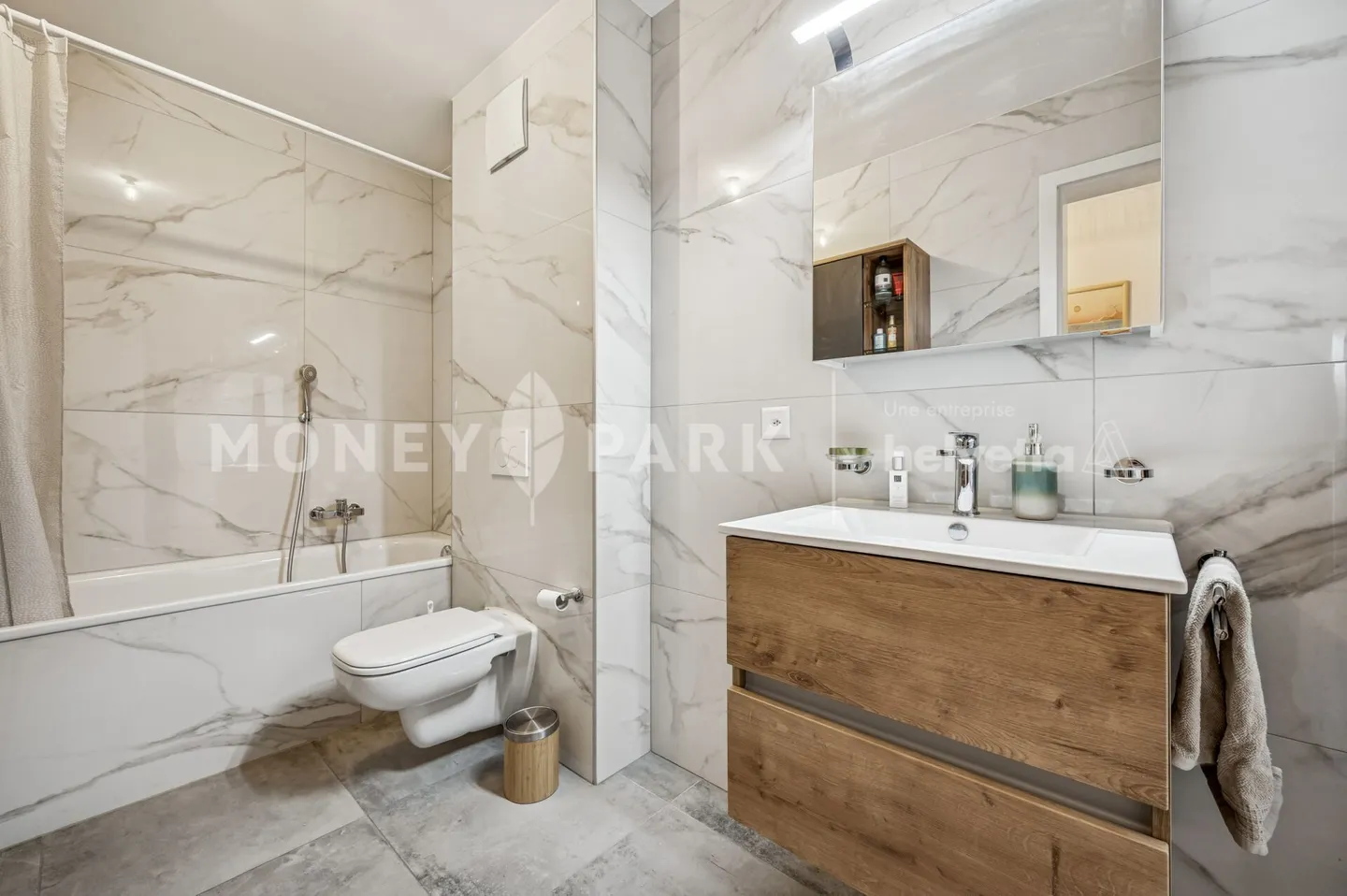 Appartement moderne avec terrasse - Photo 9 sur 14