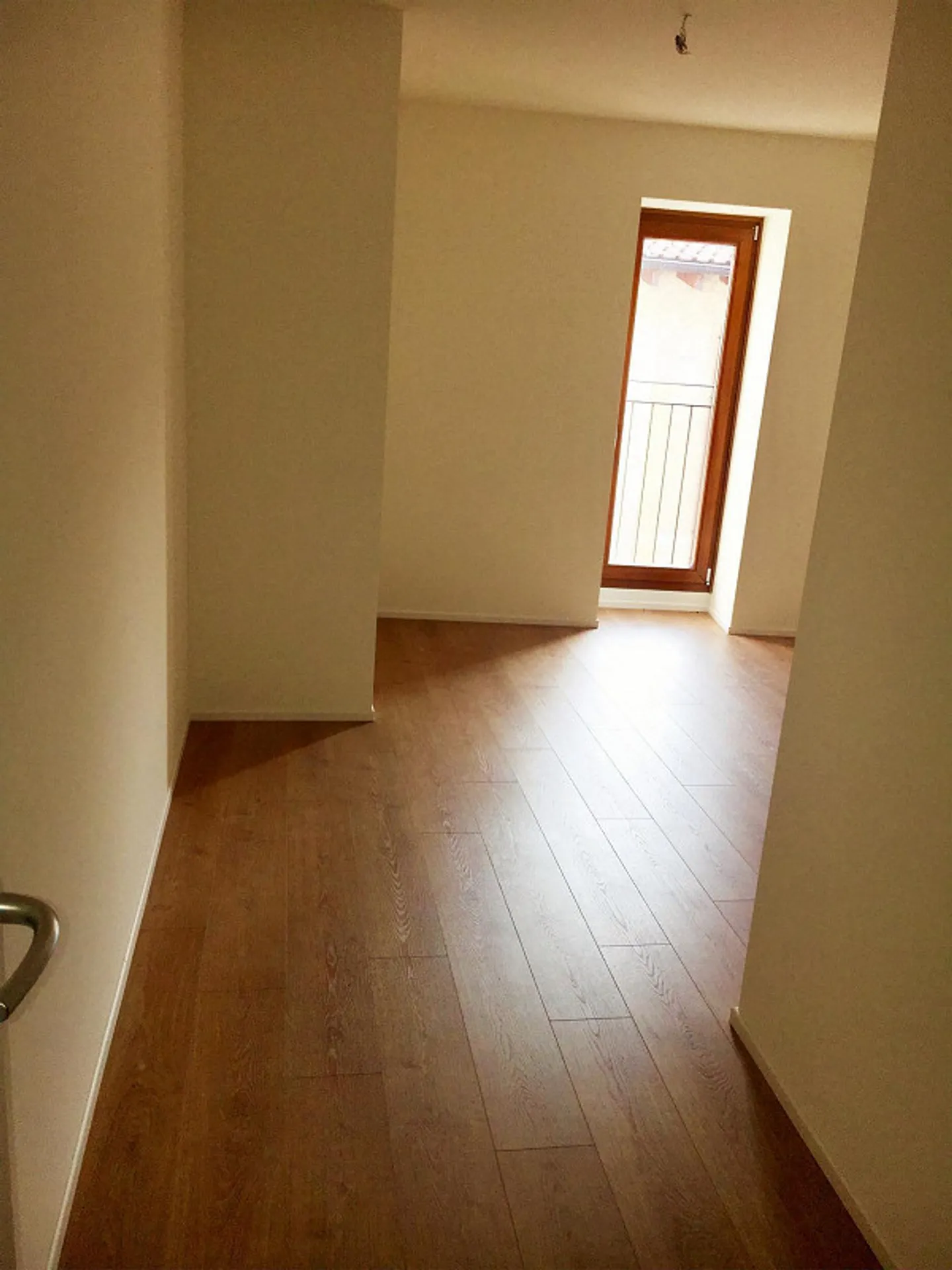 Stabio, nel centro, appartamento di 3,5 locali con due bagni - Foto 7 di 9