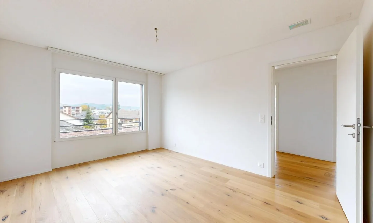 Penthouse élégant et lumineux avec vue dégagée et grande terrasse - Photo 7 sur 11