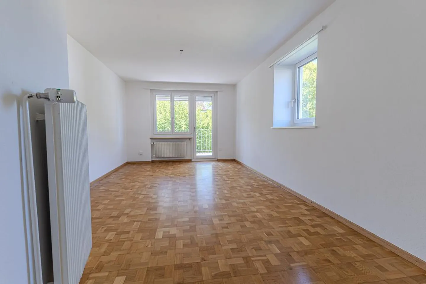 Appartamento luminoso di 3,5 stanze con bagno recentemente ristrutturato in affitto - Foto 7 di 11