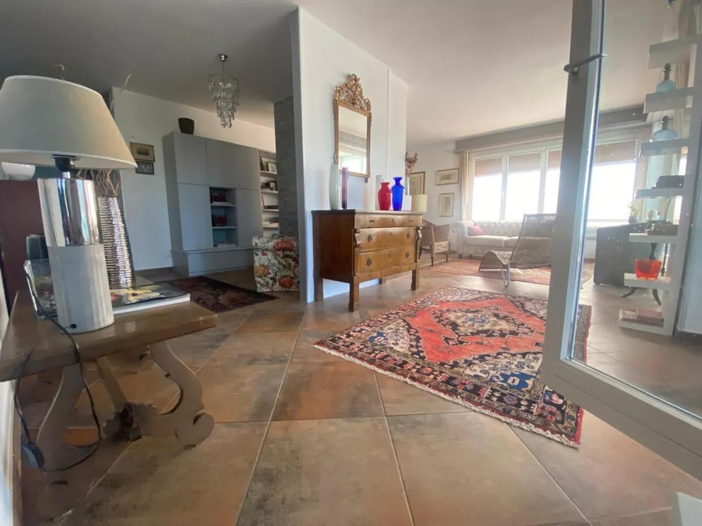 Penthouse with 5 1/2 rooms and lake view - Photo 4 of 13