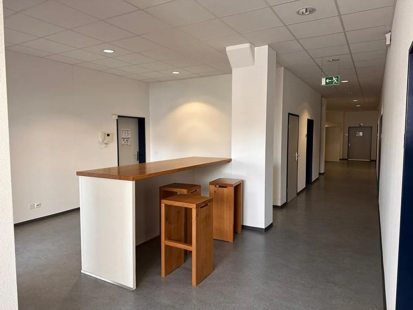 356 m2 di ufficio moderno e centrale con accesso all'ascensore - Foto 3 di 12