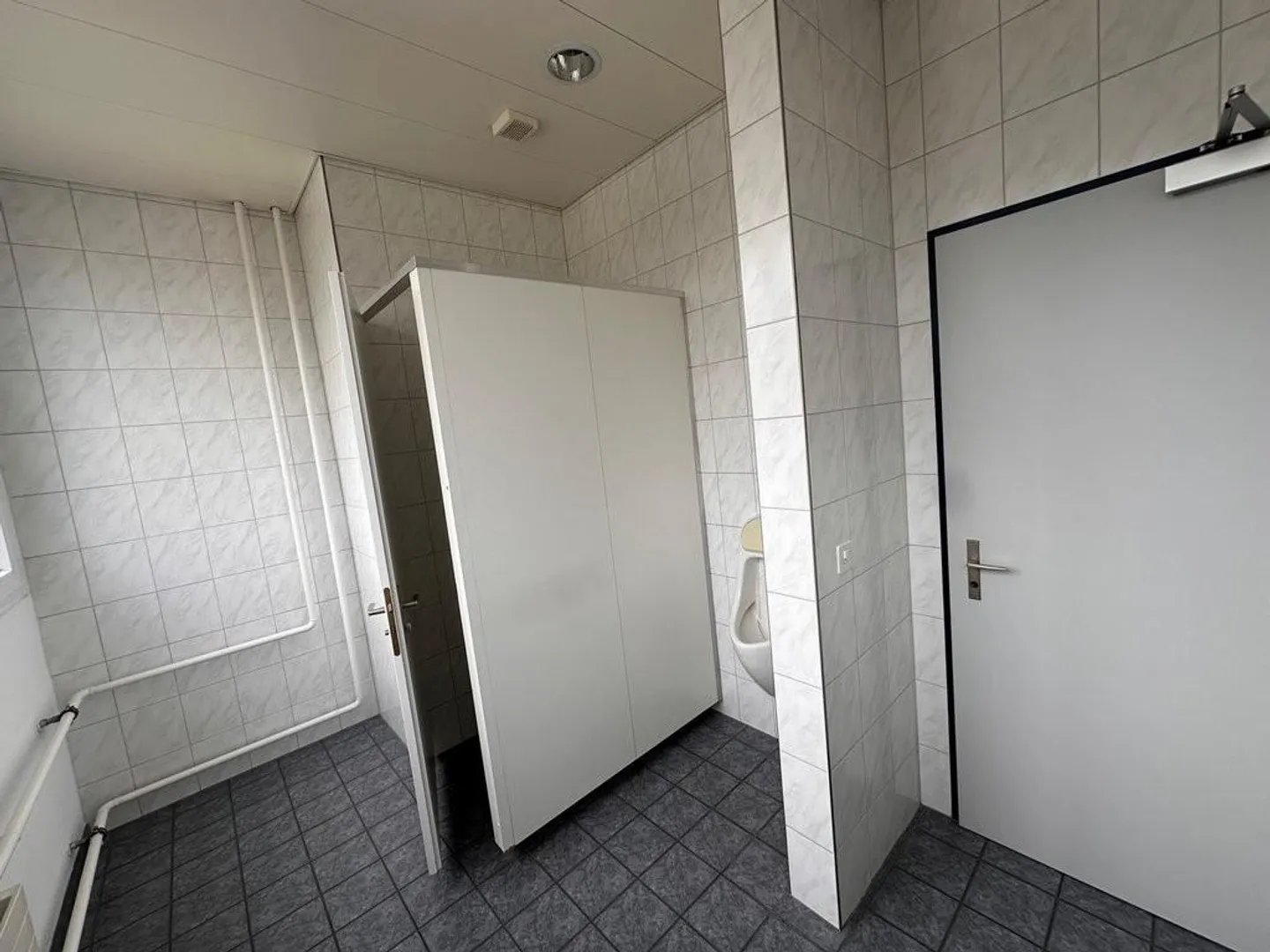 356 m2 di ufficio moderno e centrale con accesso all'ascensore - Foto 9 di 12