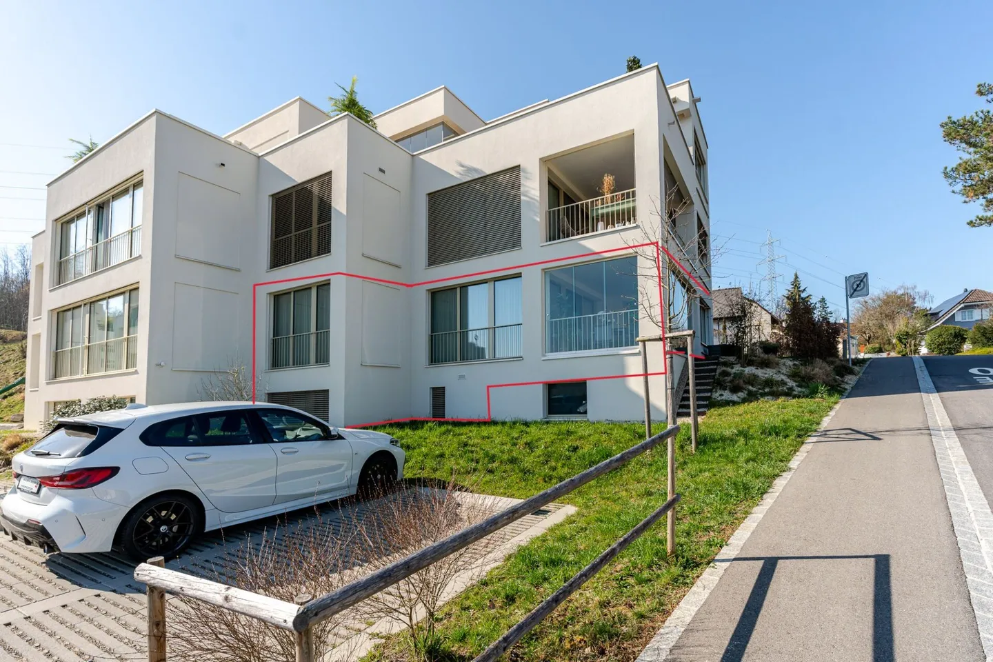 Exclusive 5.5 Room Maisonette Apartment with Glazed Balcony, Panoramic View and 2 Parking Spaces - Photo 11 of 12