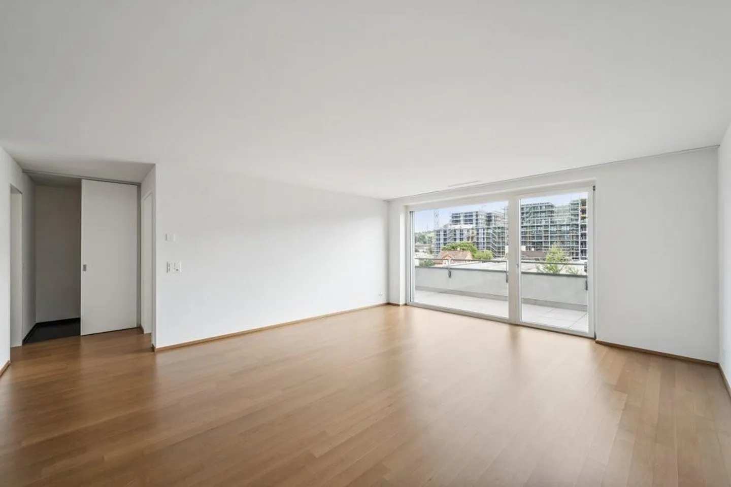 Moderne 2.5-Zimmerwohnung in Top-Lage - Photo 3 of 10