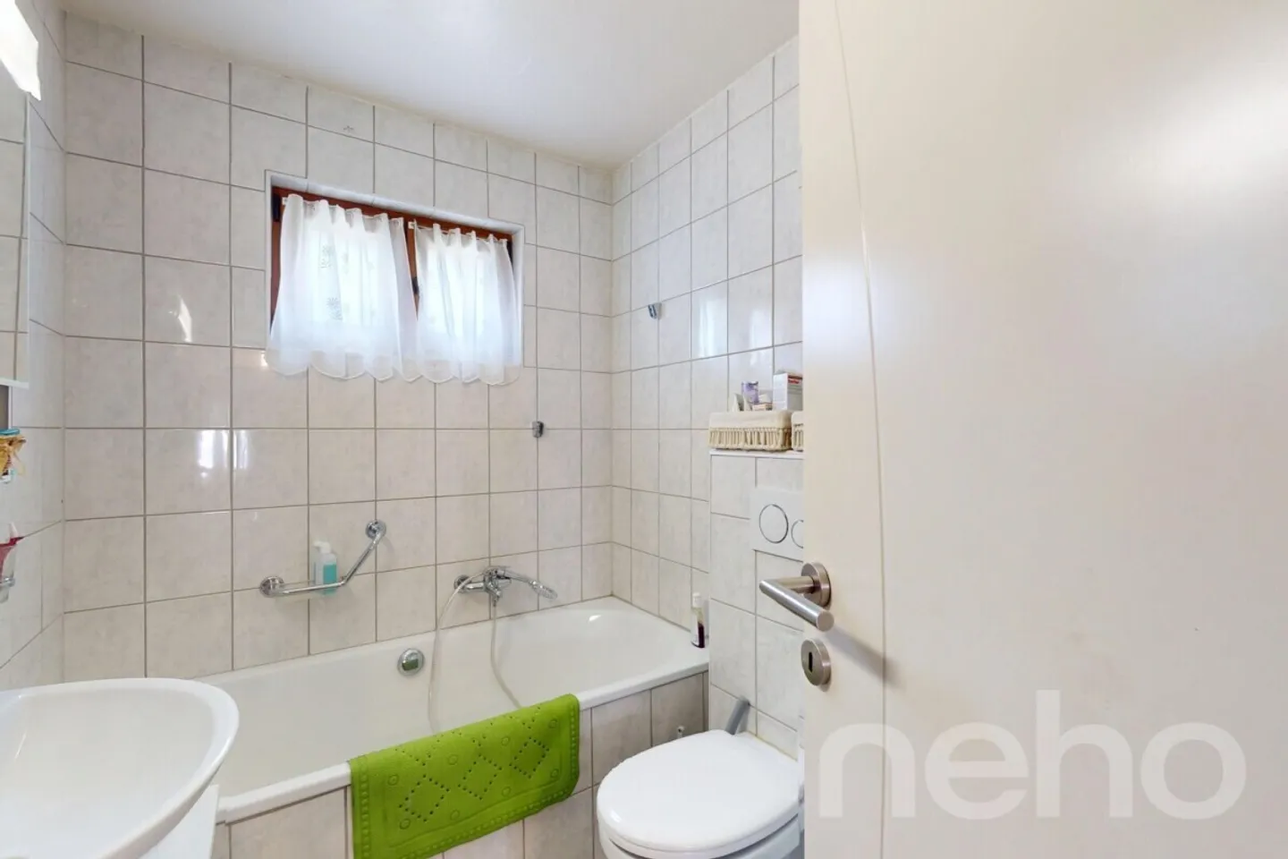 Esclusivo: Chalet ristrutturato nel centro del villaggio con 3,5 camere e studio - Foto 9 di 12