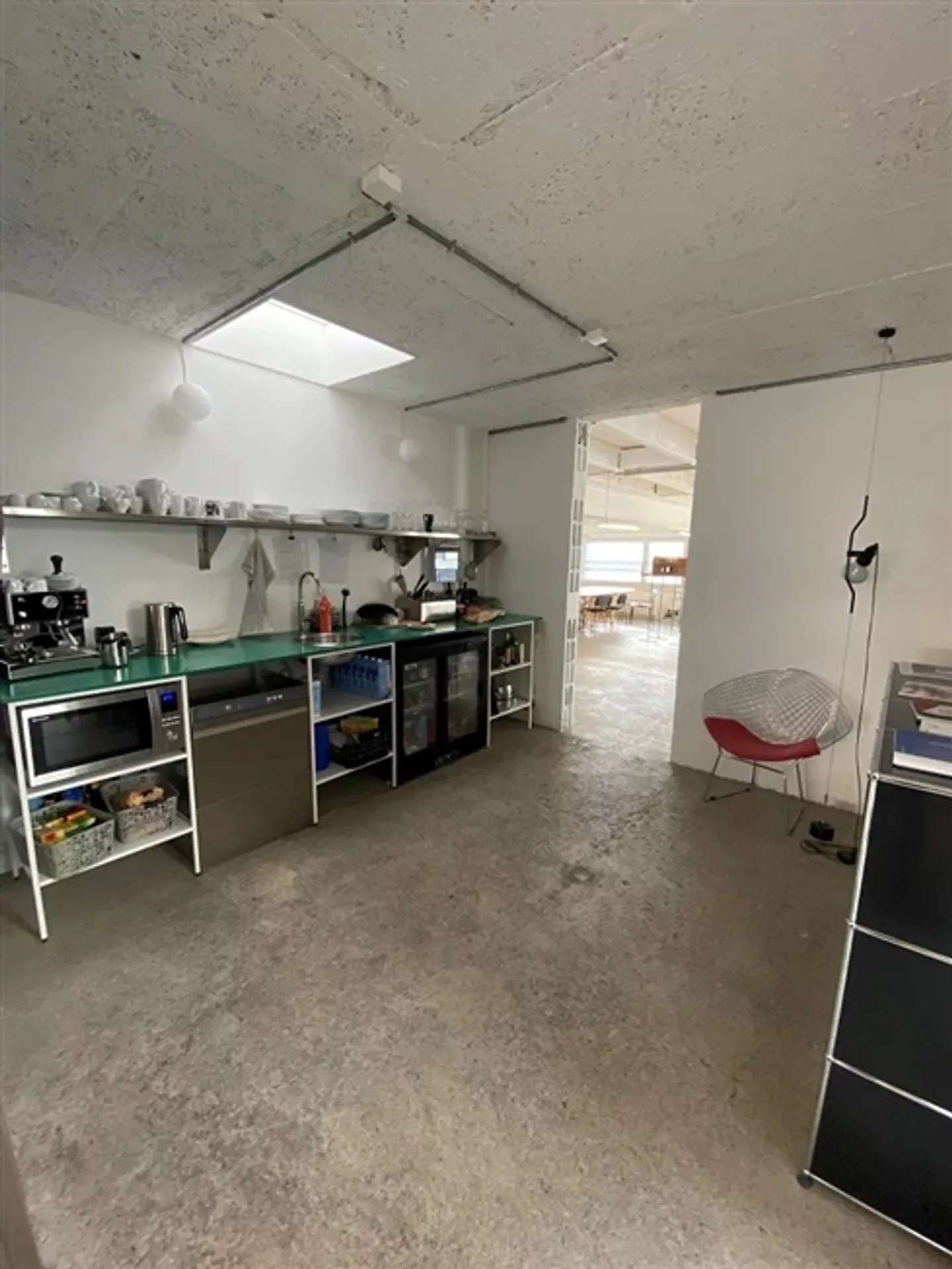 «Verwaltungsflächen in Les Acacias mit einer Fläche von 364m2» - Foto 6 von 7