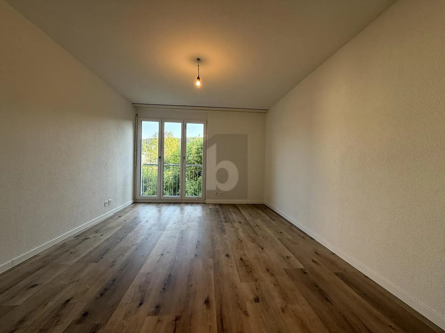 RINNOVATO CON STILE - FAMILIARE E CONFORTEVOLE - Foto 2 di 6