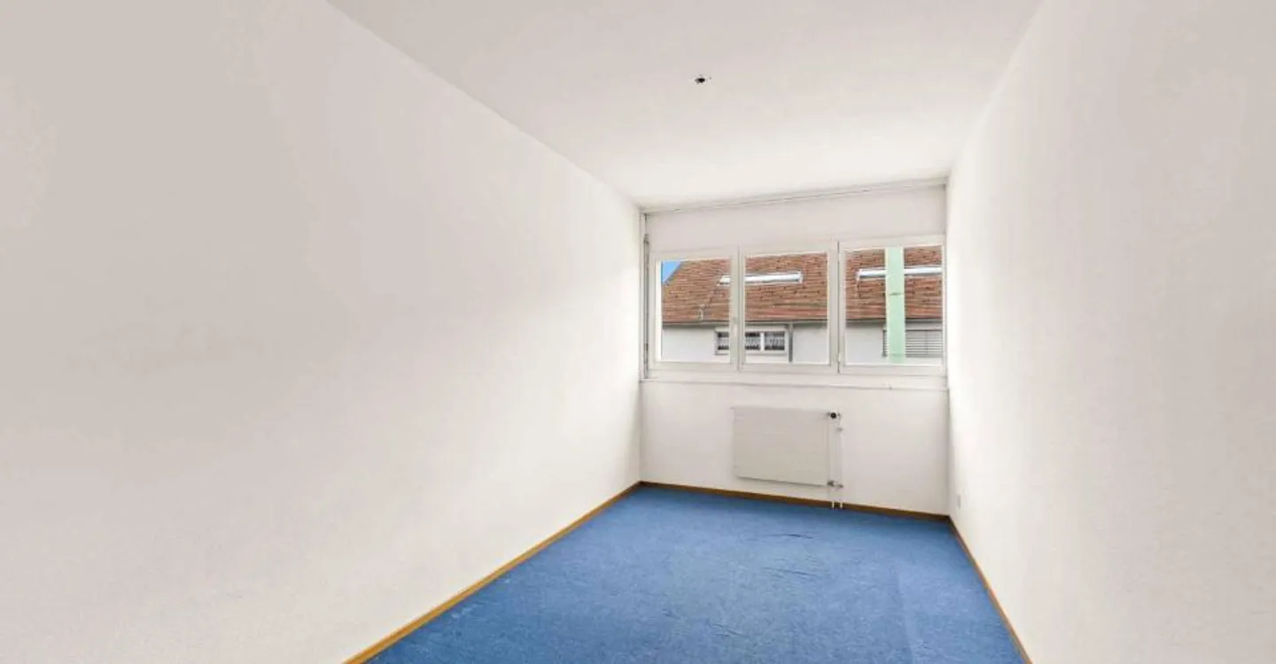 SPACIOUS 5.5 ROOM TRIPLEX IN CHAVORNAY - Foto 7 von 12