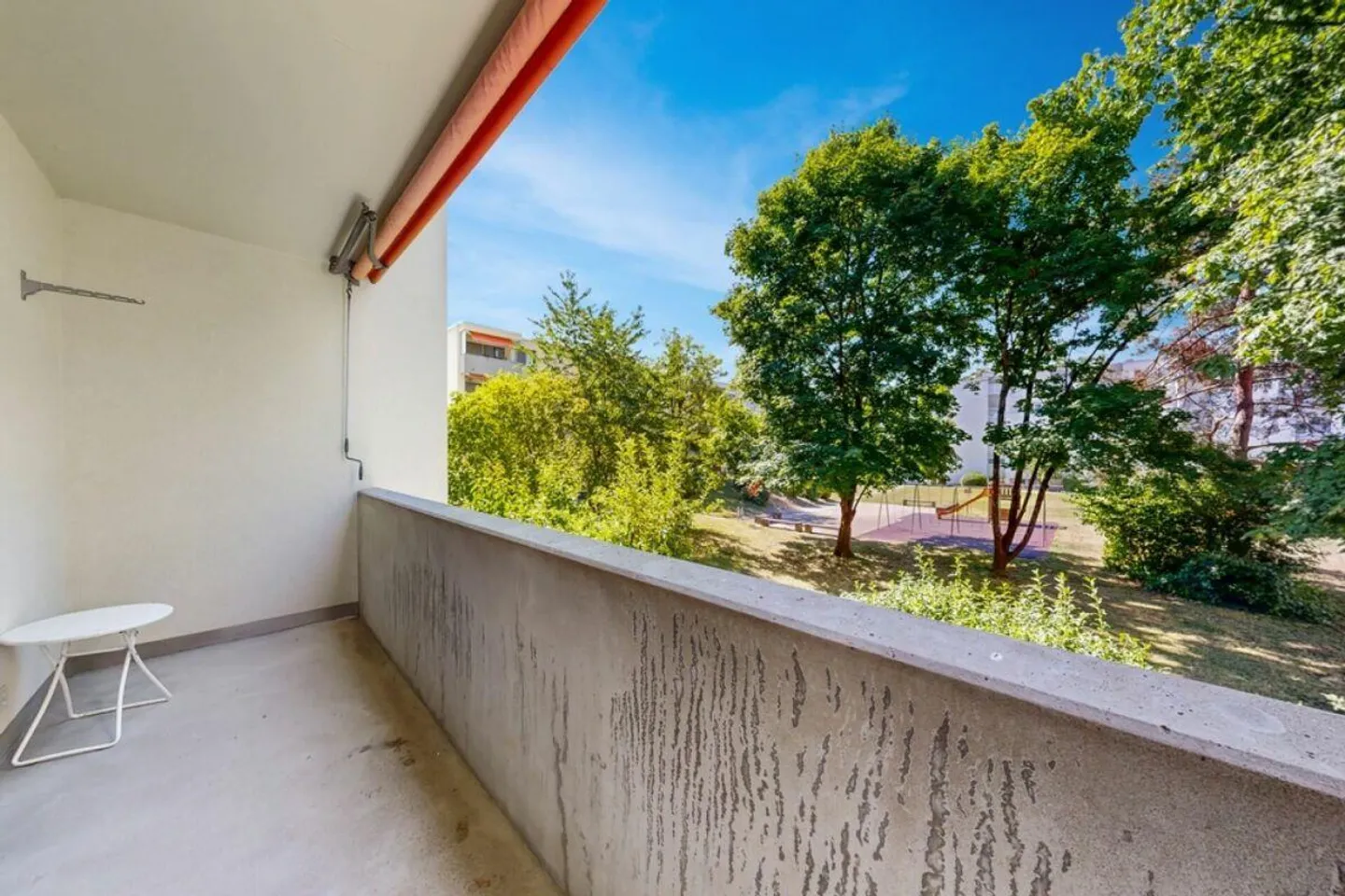 Modern Maisonette Garden Apartment with Parking Space - Photo 14 of 17