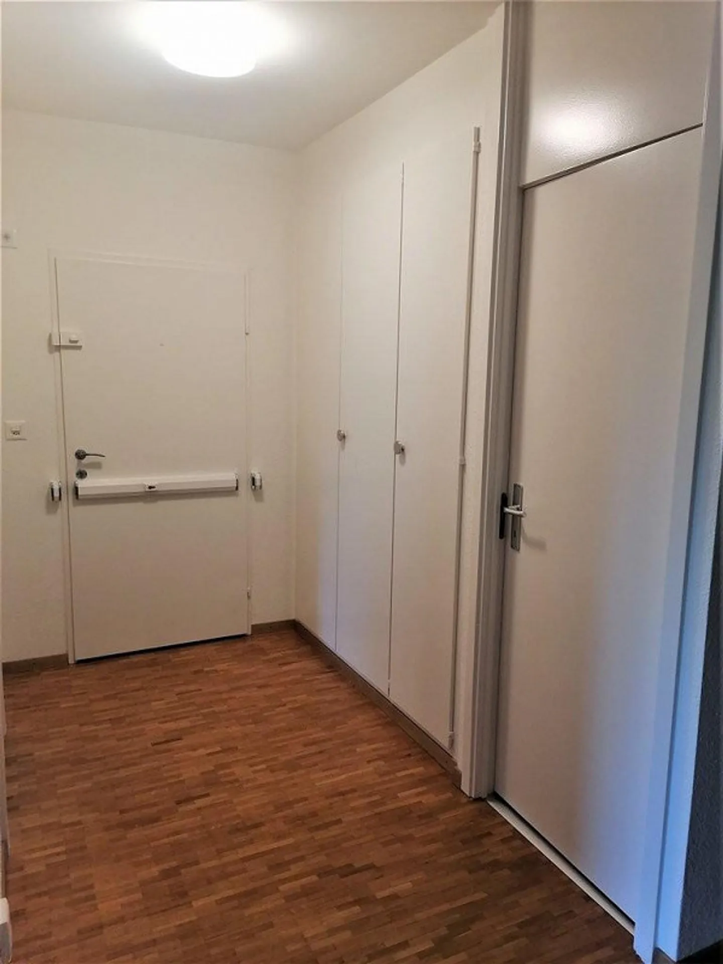 Châtelaine - Appartamento luminoso, moderno e passante - Foto 3 di 12