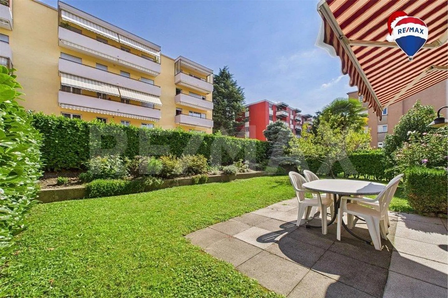 Apartment for sale - Photo 1 of 13