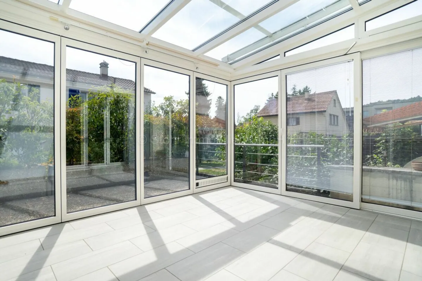 Maison de ville charmante avec jardin - Photo 2 sur 23