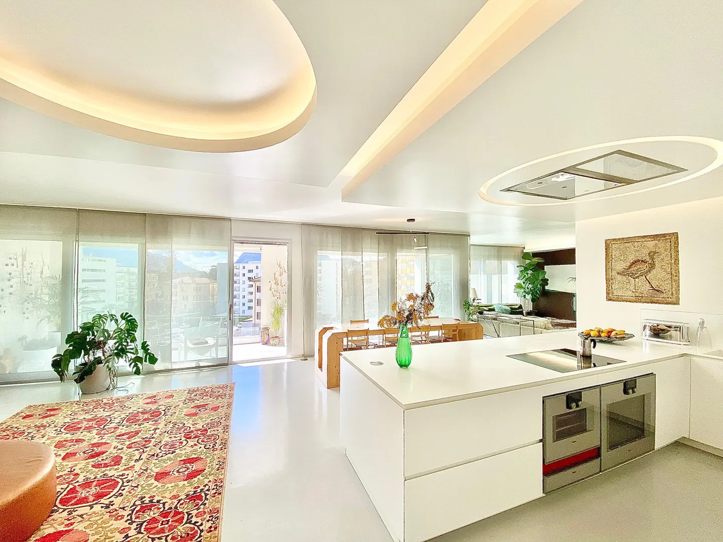 Modern Apartment in Lugano - Photo 3 of 13