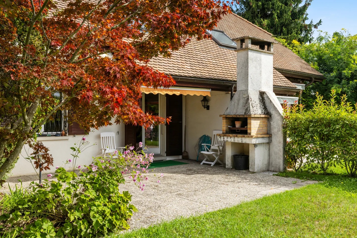 Villa lumineuse à rénover - Photo 3 sur 10