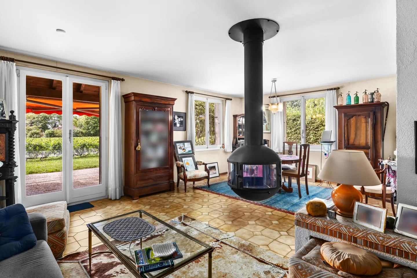 Villa lumineuse à rénover - Photo 4 sur 10