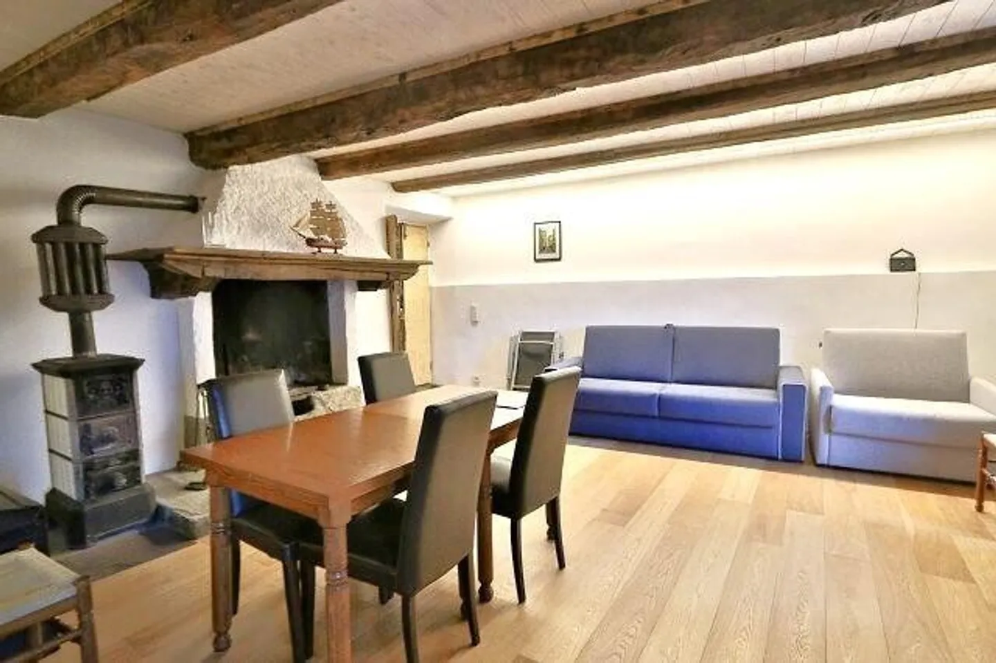 Appartamento di 2 1/2 locali ultimo piano con giardino e vista lago - Foto 4 di 13