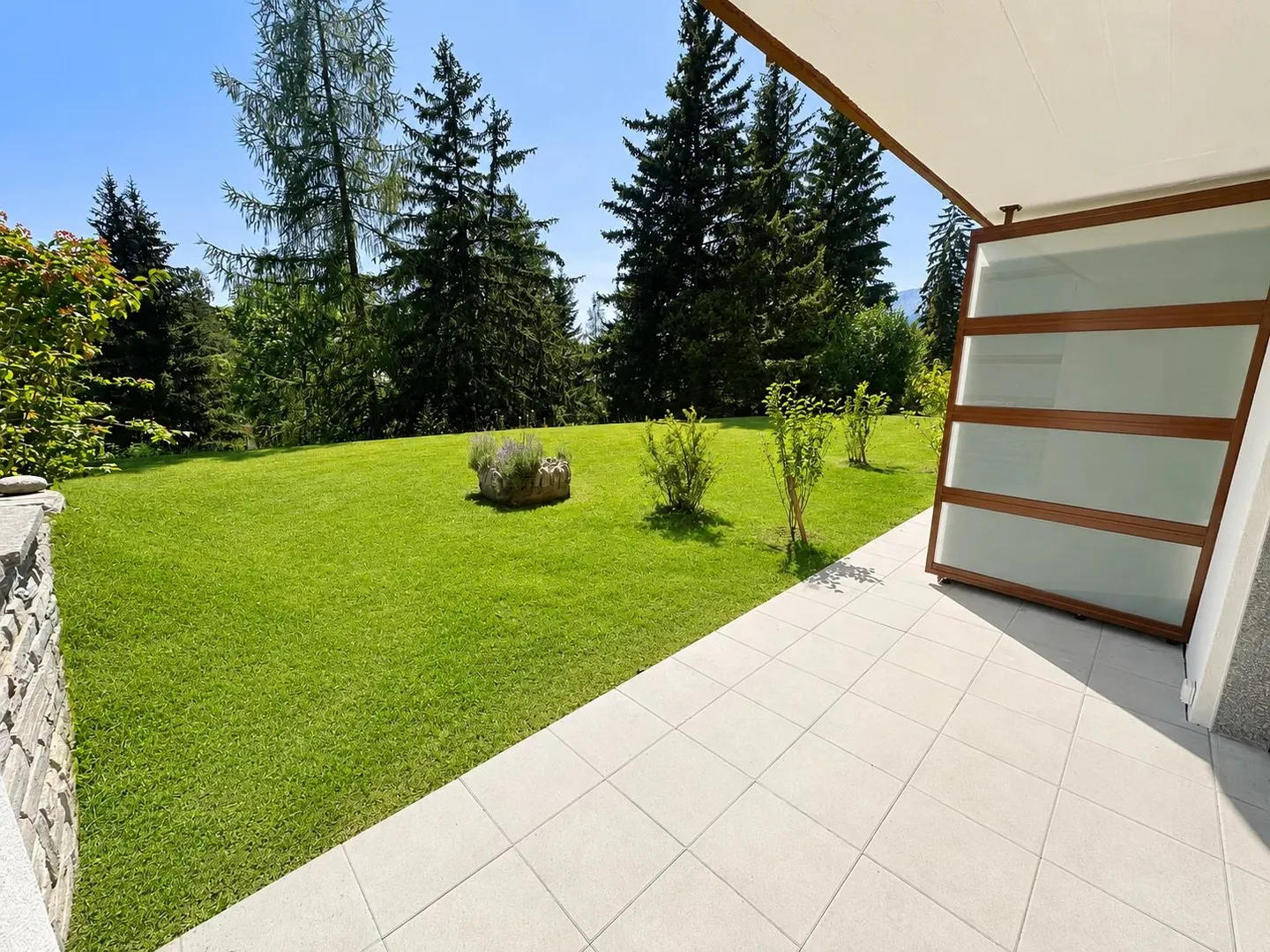 Charming Studio in Crans-Montana - Photo 2 of 13