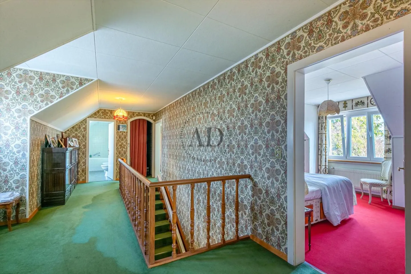 Character house in the heart of the village of La Rippe - Photo 8 of 12