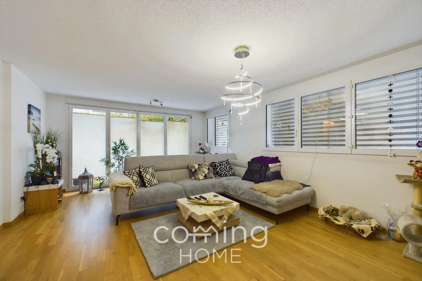 Appartement de jardin 4.5 pièces à Susten - spacieux, moderne et central - Photo 3 sur 13