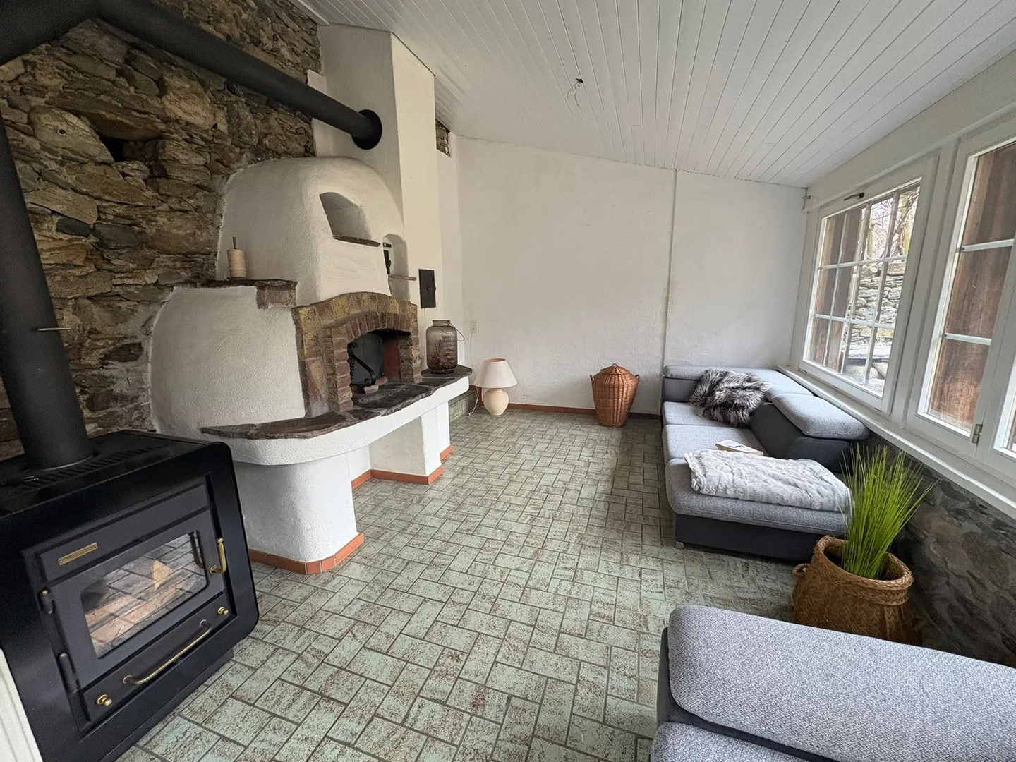 Maison en Pierre Rustique avec Cheminée, Four à Pizza et Chapelle - Photo 3 sur 22