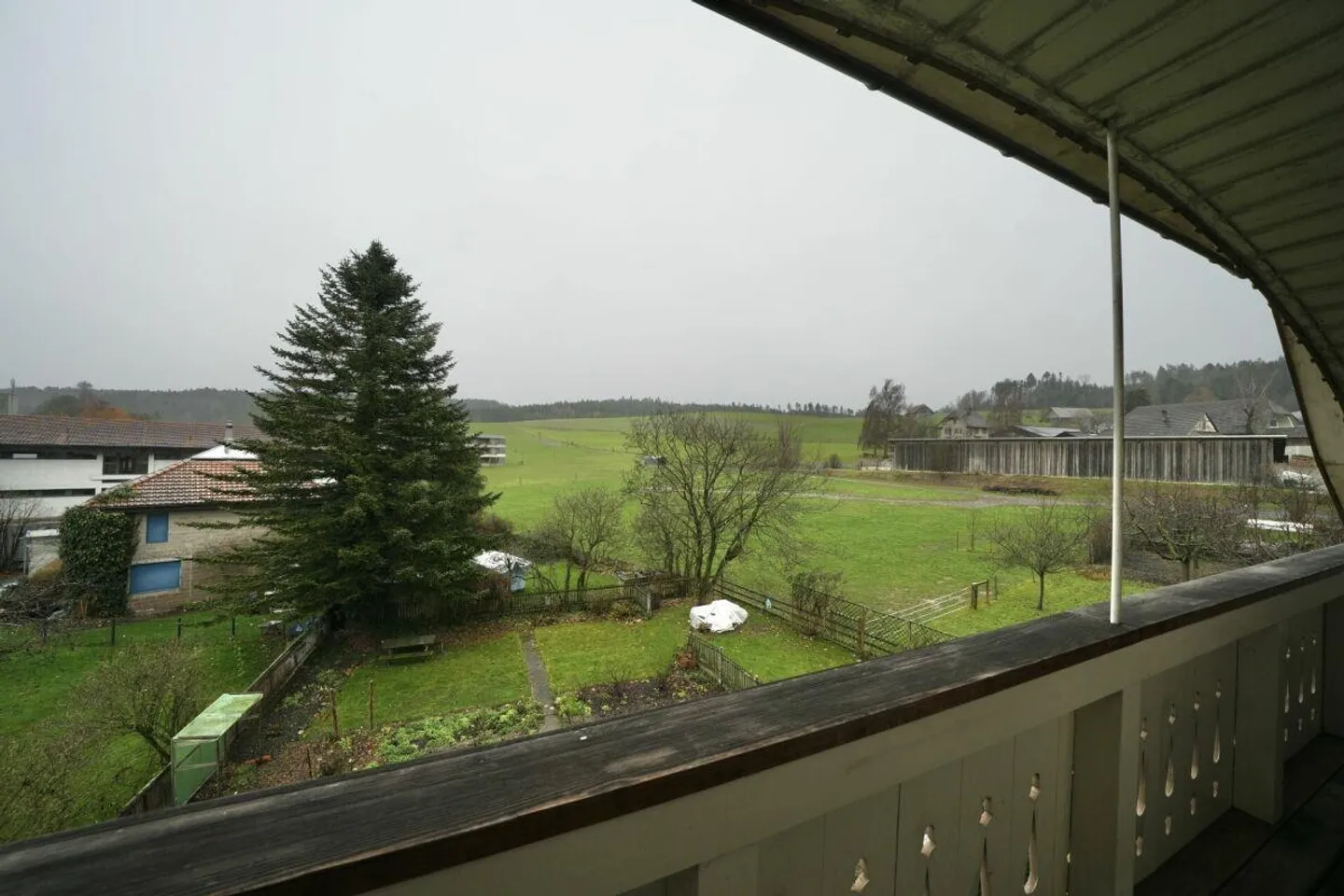 Charmante appartement sous les toits dans un emplacement central - Photo 10 sur 10