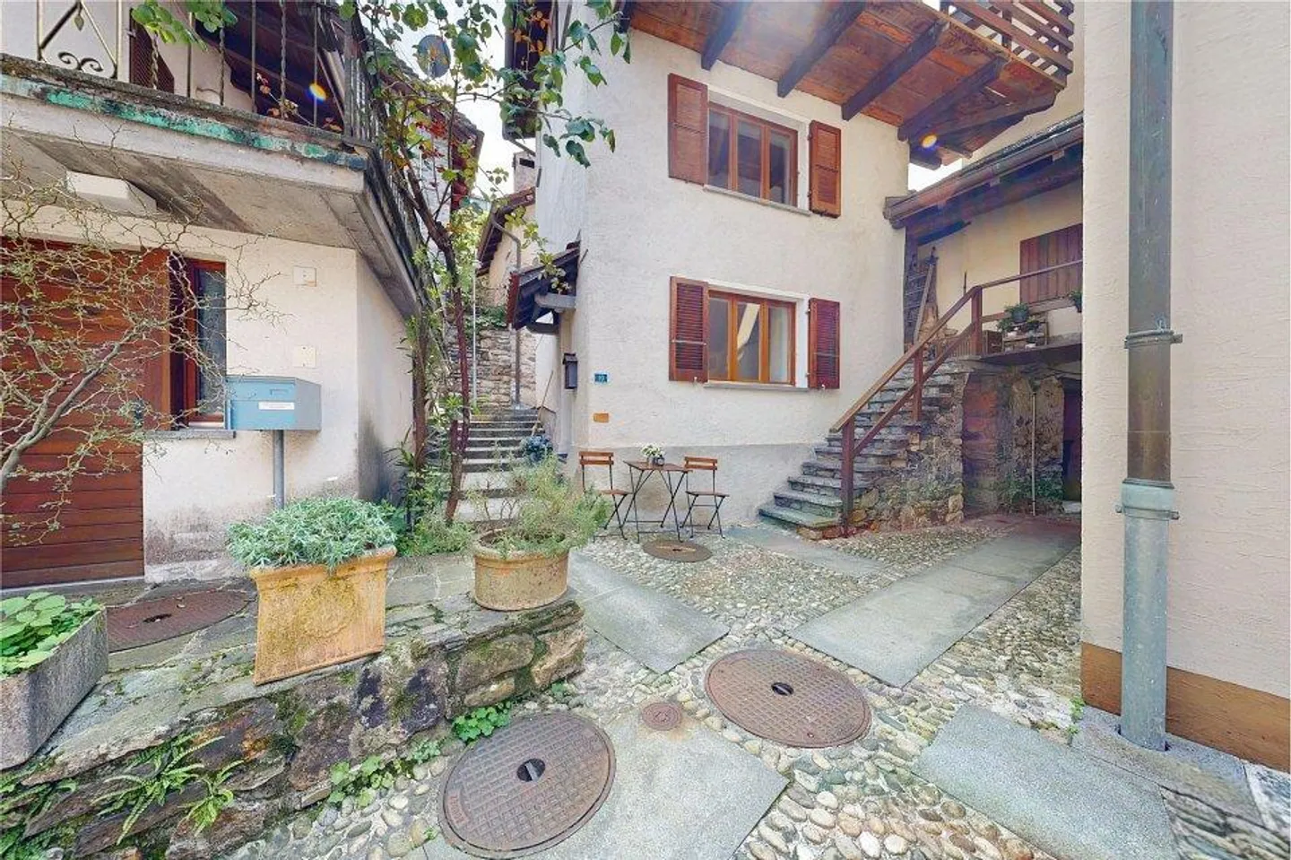 Au-dessus des toits de Fosano - Photo 4 sur 13