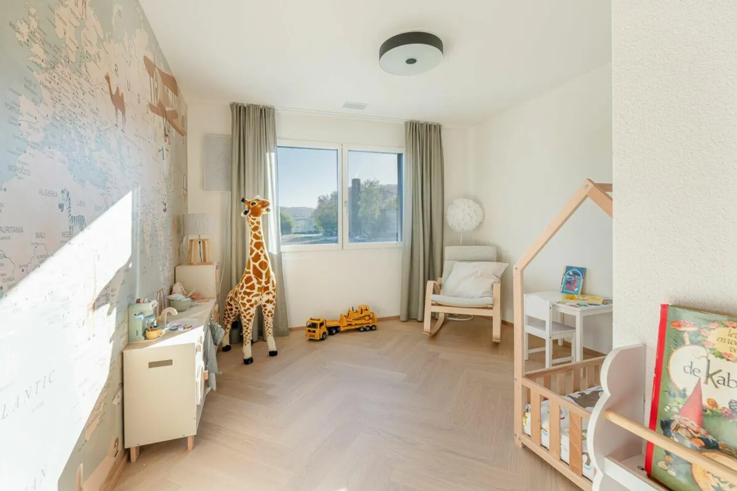 Moderno, luminoso e vista panoramica non ostacolata - Foto 12 di 13