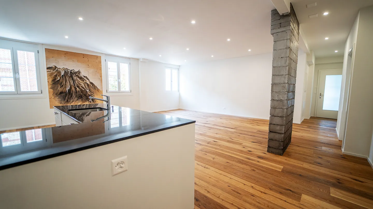 Loft apartment with separate entrance - Photo 2 of 9