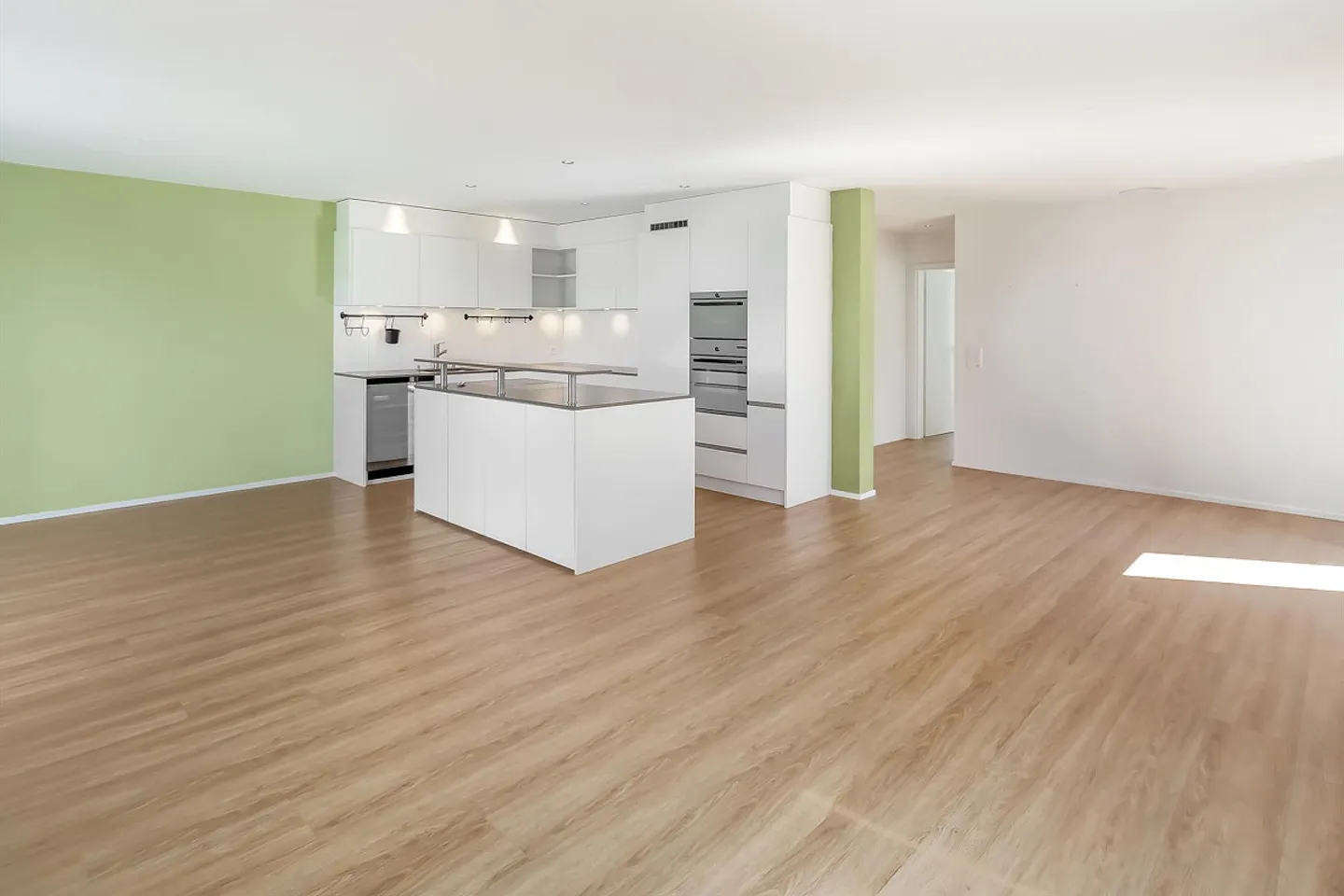 Beaucoup d'espace pour vivre – Appartement de jardin exclusif de 5½ pièces à Fruthwilen - Photo 8 sur 21
